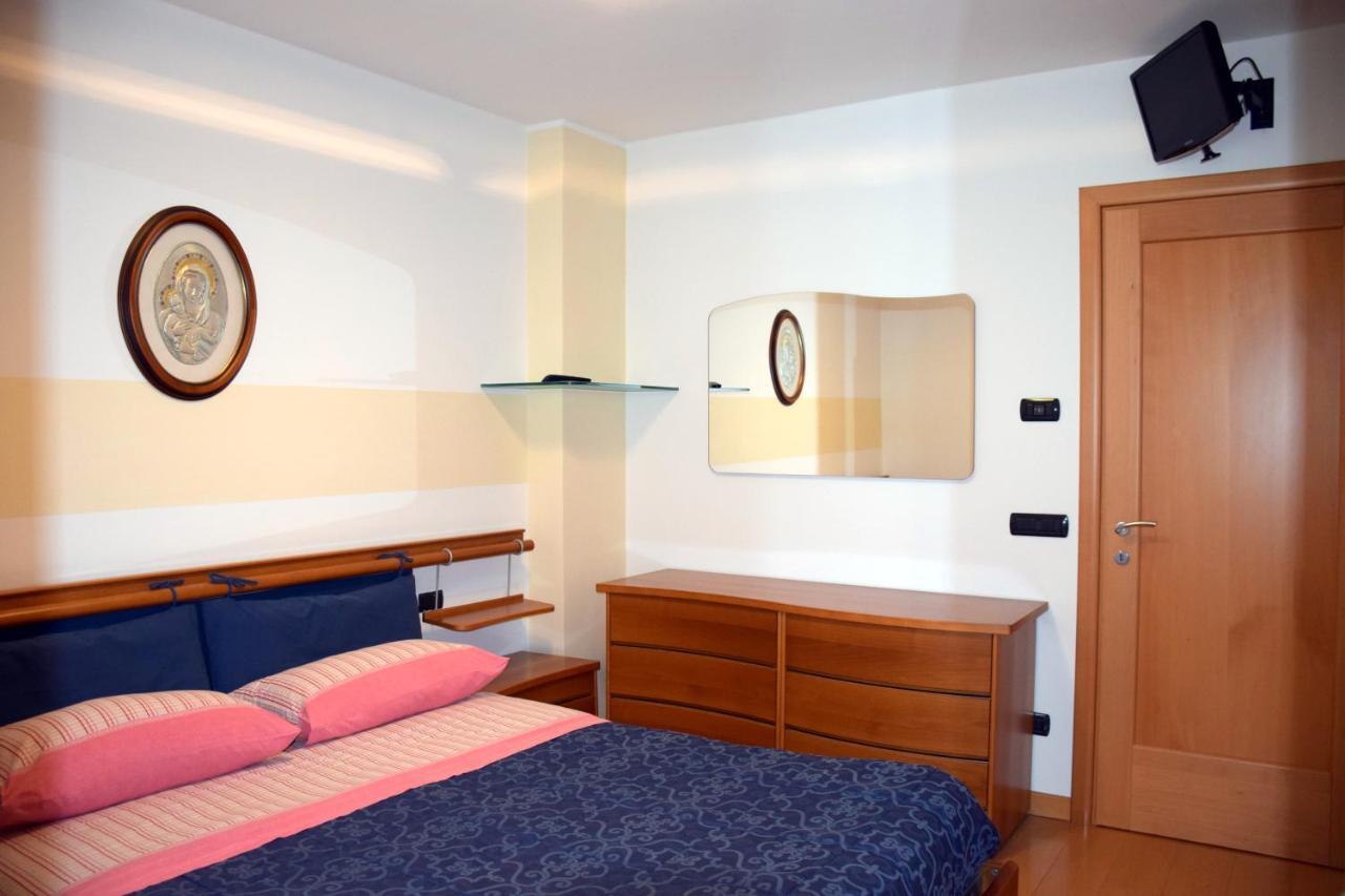 Chiara Apartment Roncegno ภายนอก รูปภาพ